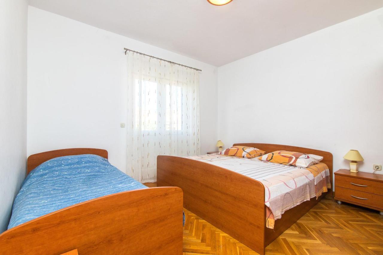 Apartment Jerka ซูเปตาร์ ภายนอก รูปภาพ