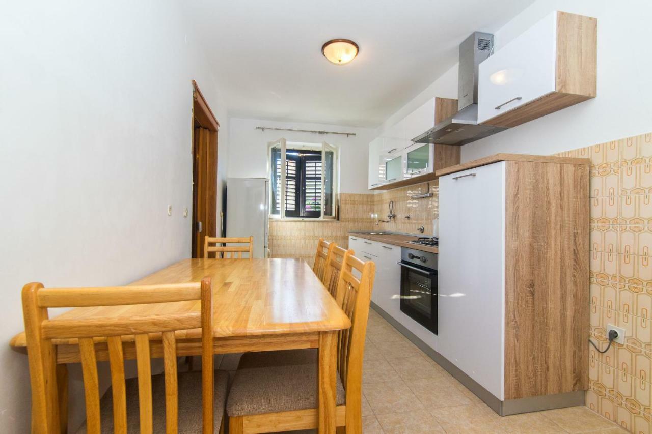 Apartment Jerka ซูเปตาร์ ภายนอก รูปภาพ